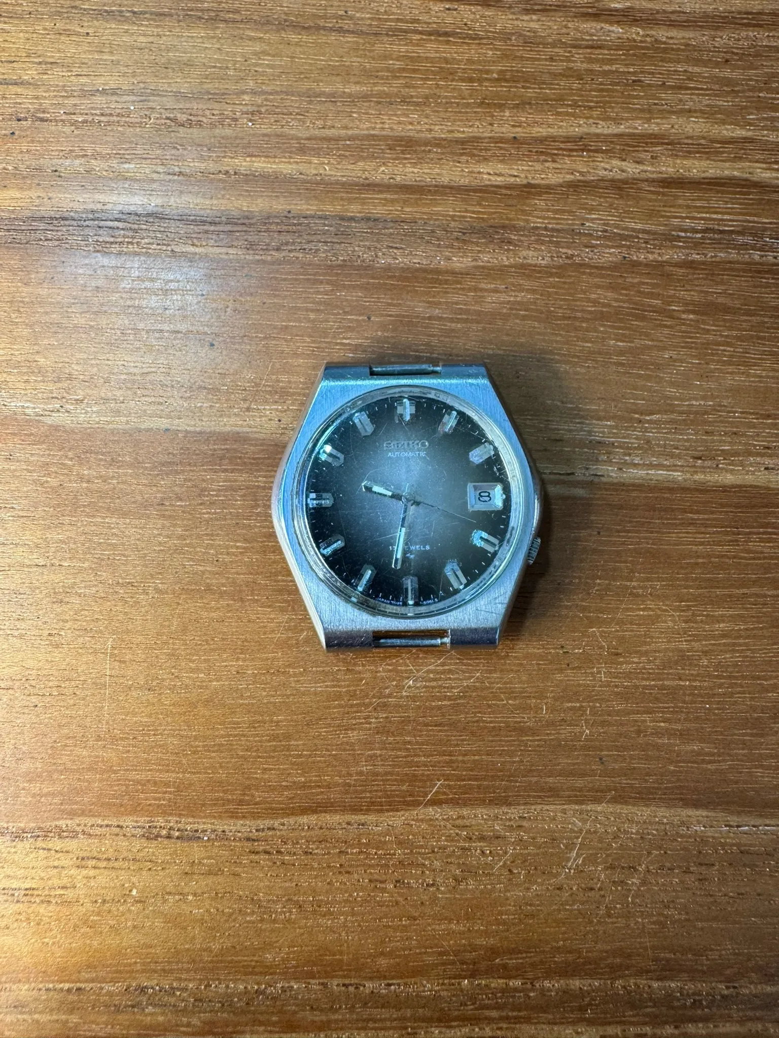 Seiko 7025-8050